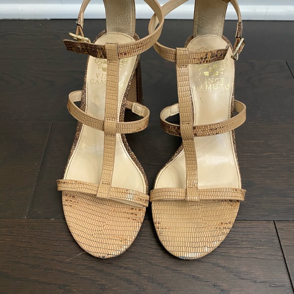 Vince Camuto block heel - Picture 2 of 4